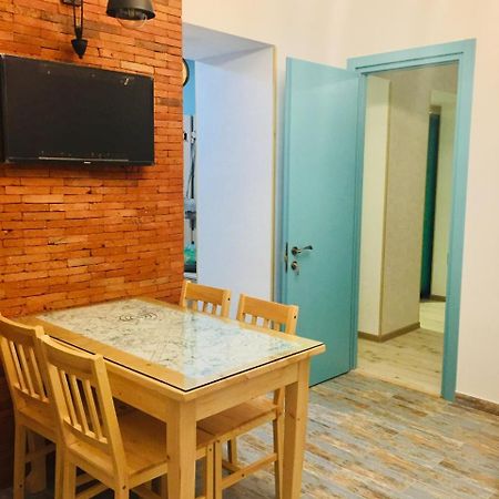Dari Apartament Tbilisi Esterno foto