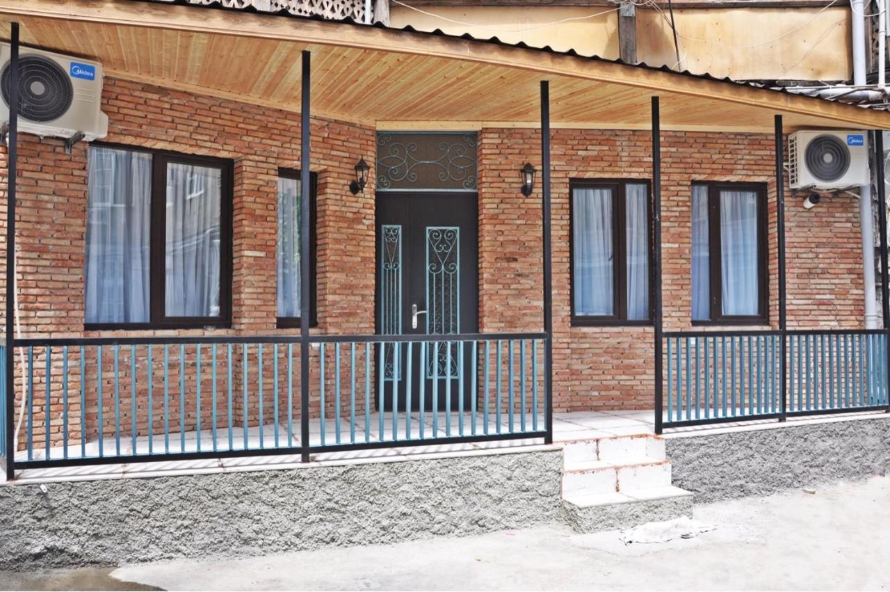 Dari Apartament Tbilisi Esterno foto