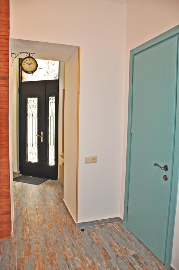 Dari Apartament Tbilisi Esterno foto