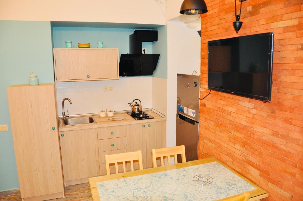 Dari Apartament Tbilisi Esterno foto